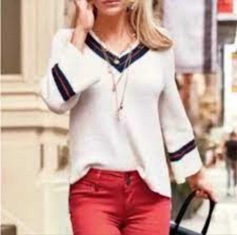 CAbi Ace Pullover Deep V-Neck Sweater White Navy Red 5639 Size Small
